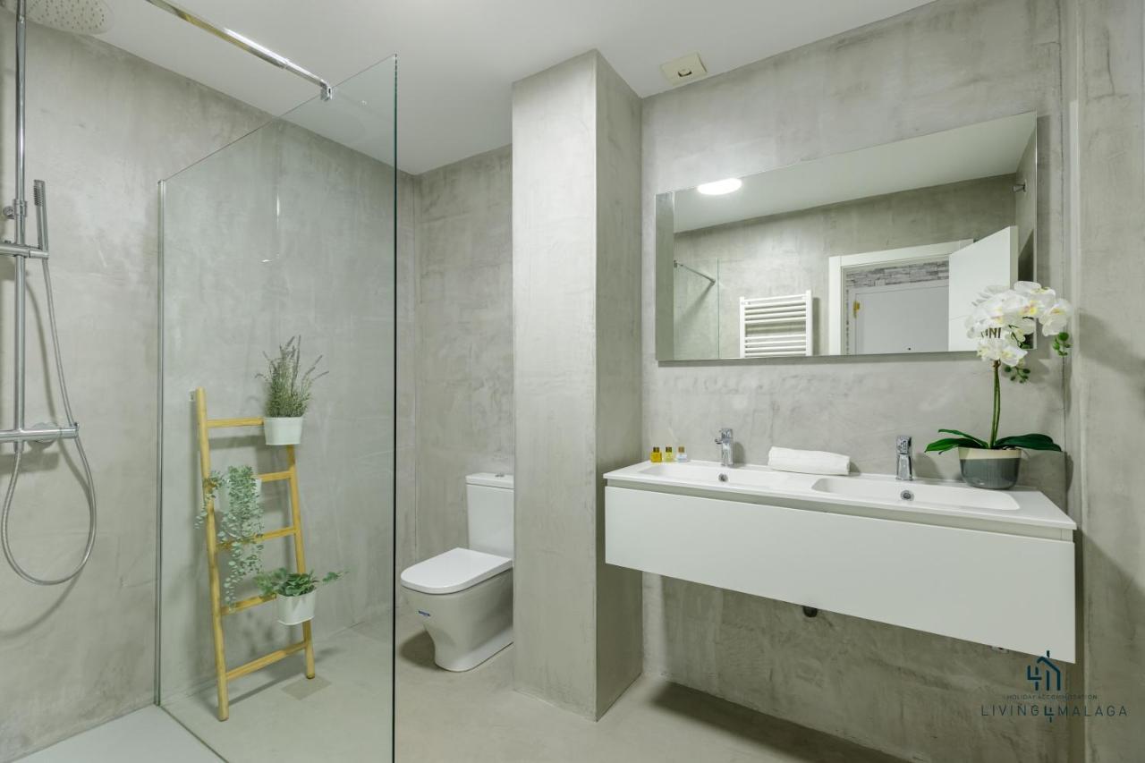 Living4malaga Centre Premium Apartment *